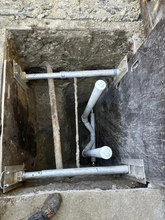 Experienced plumber completing Gas Line Repair work in San Carlos
